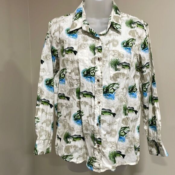 NWOT Cumberland Outfitters Bass Button Down Shirt. Size M medium 8/10 - Picture 1 of 9